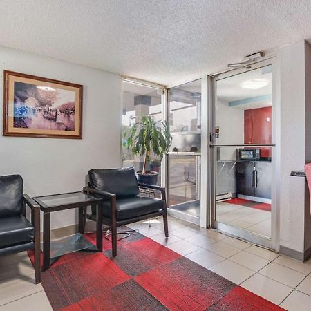 Econo Lodge Inn&Suites Terre Haute Esterno foto