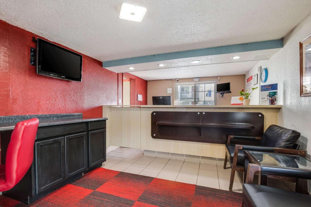 Econo Lodge Inn&Suites Terre Haute Esterno foto