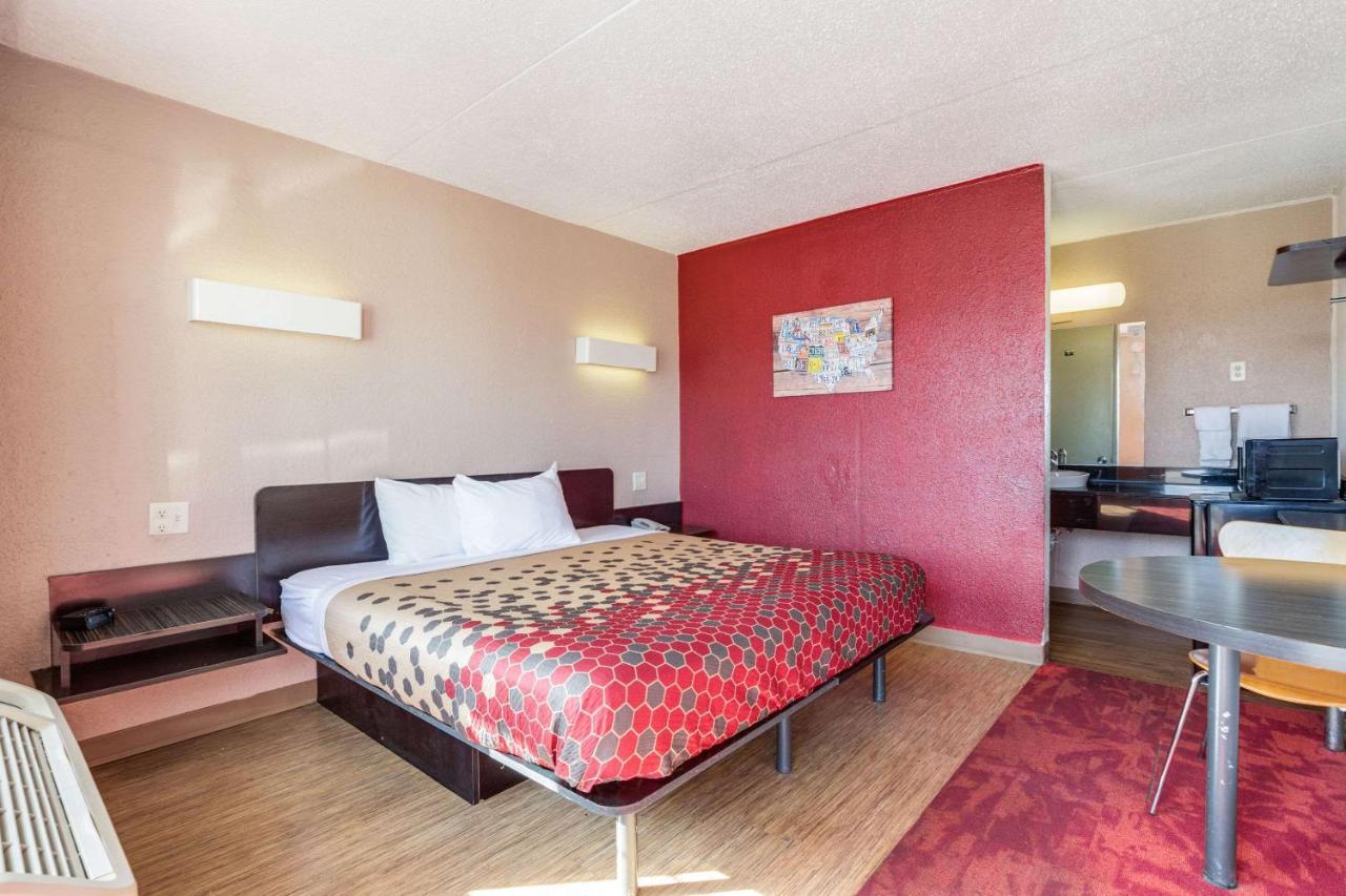Econo Lodge Inn&Suites Terre Haute Esterno foto