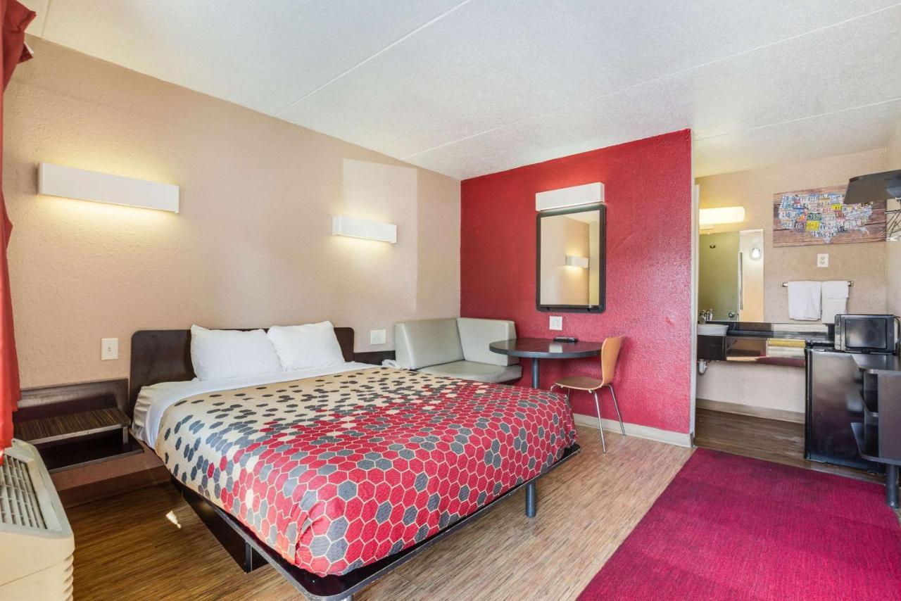 Econo Lodge Inn&Suites Terre Haute Esterno foto
